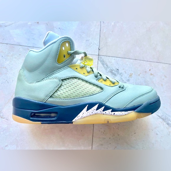 BRAND NEW WITH BOX Jordan 5 JADE Men Size 9 Shoes